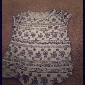 Short sleeve must have top elephant tee